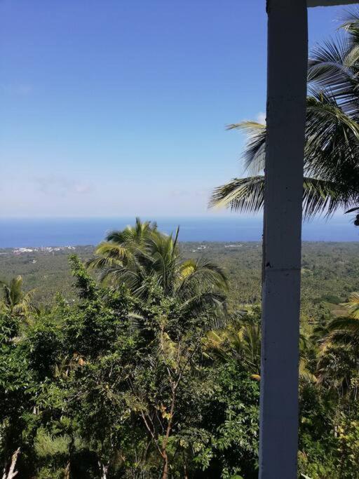 The Balcony Of The Camiguin Island Apartment Mambajao Ngoại thất bức ảnh